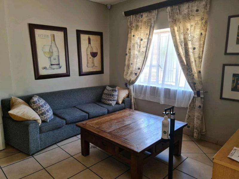 Stellenbosch Travellers Lodge Hostel 외부 사진